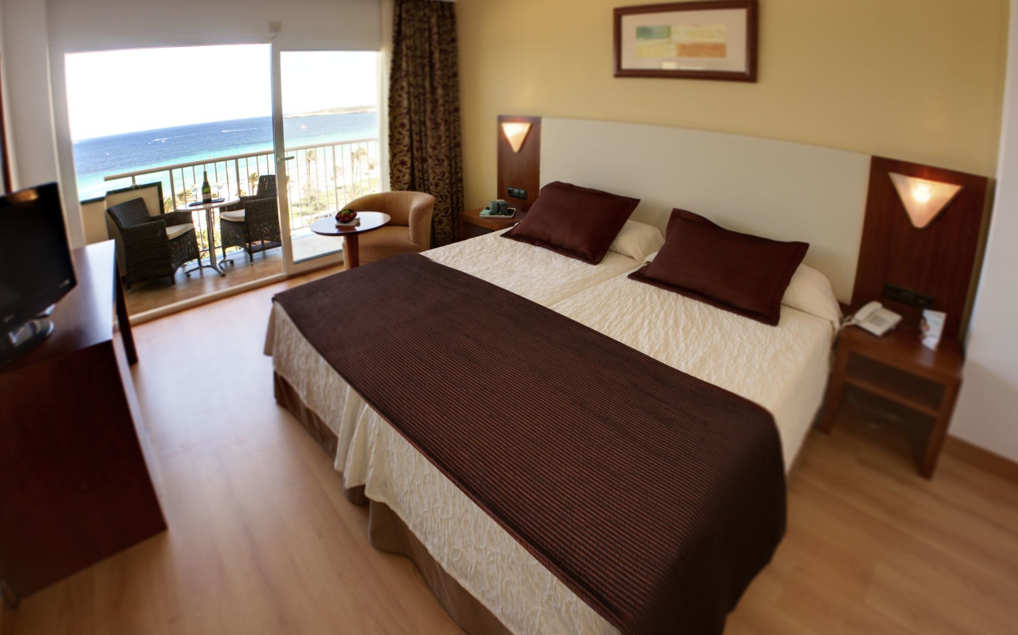 Cm Castell De Mar Hotel