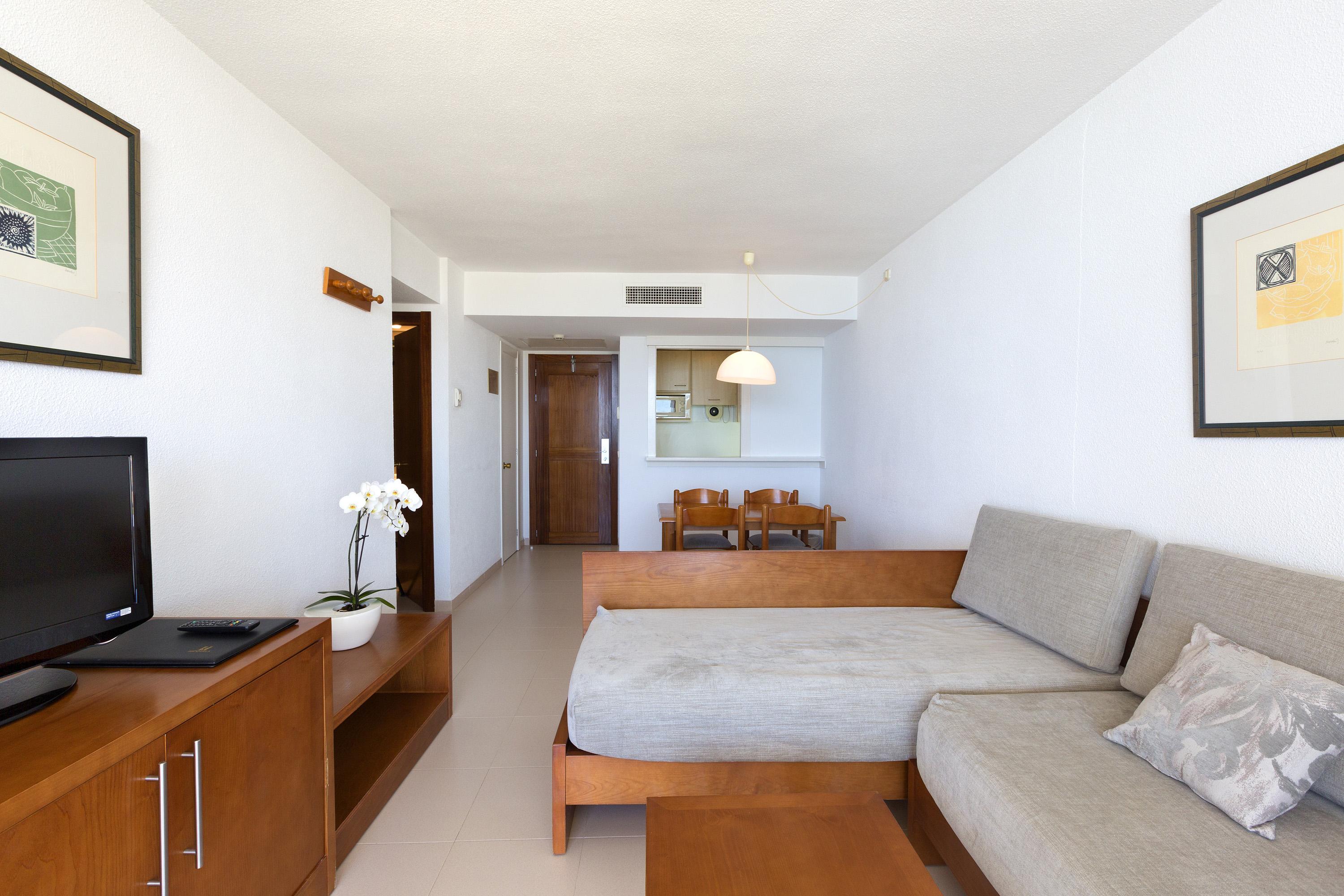 Hipotels Mercedes Aparthotel 4*