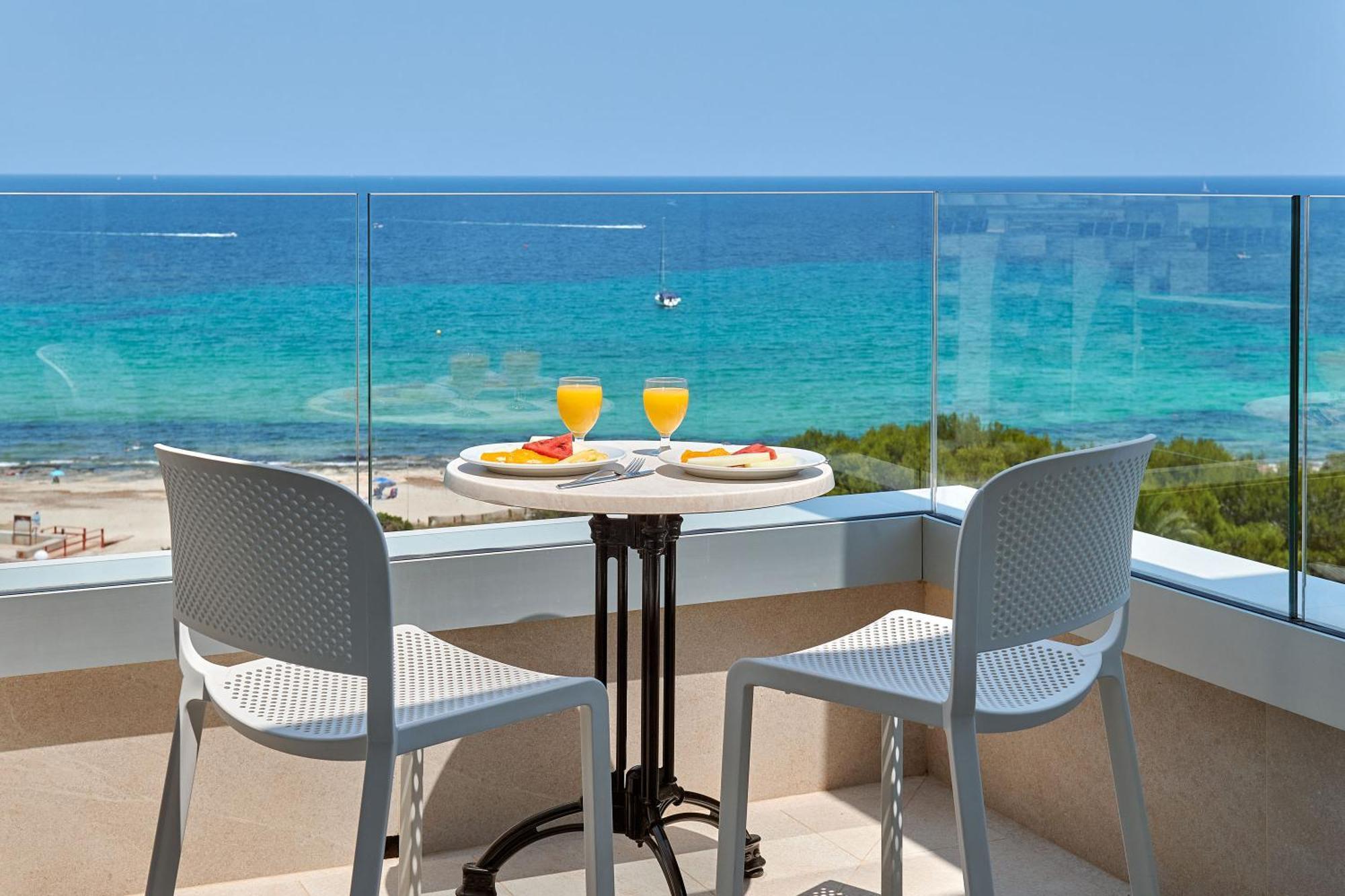 Hipotels Bahía Grande Aparthotel 4*