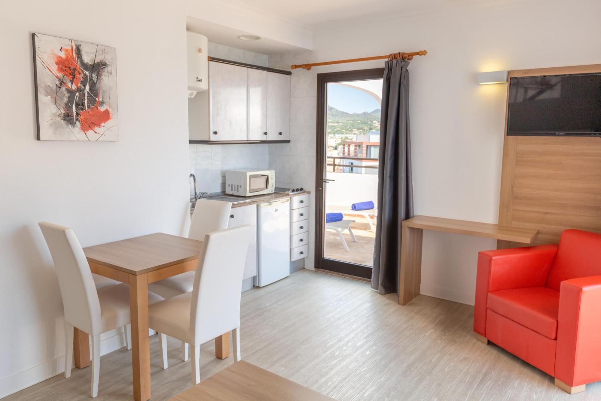 R2 Cala Millor Apartment