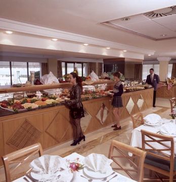 Borneo Hotel 4*