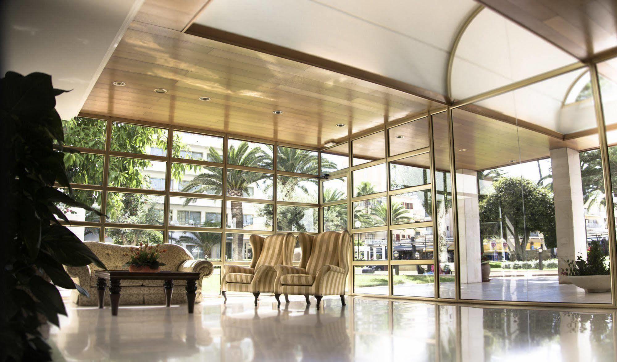 Cm Playa Del Moro Hotel 4*