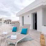Sea Breeze Apartments