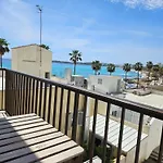 Seven Hostal