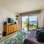 Beachside Apartment In Cala Millor