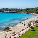 Inviting Apartment In Cala Millor