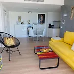 Inviting Apartment In Cala Millor