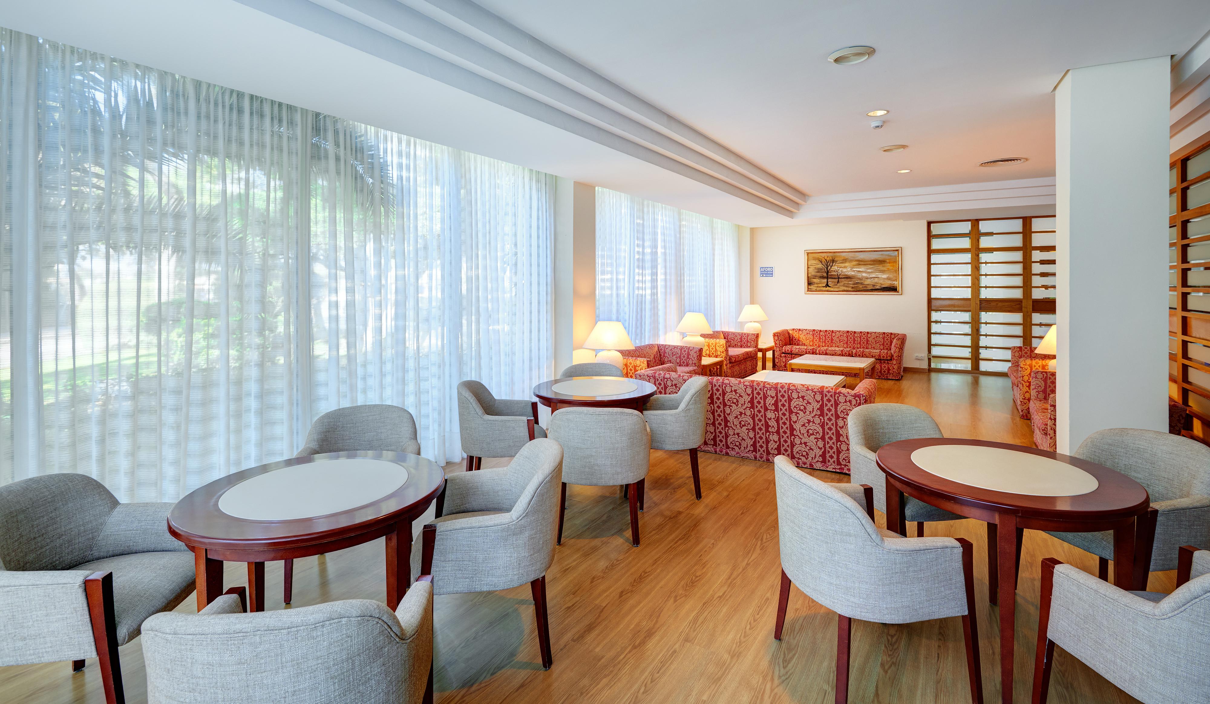 Aparthotel Hipotels Bahia Grande