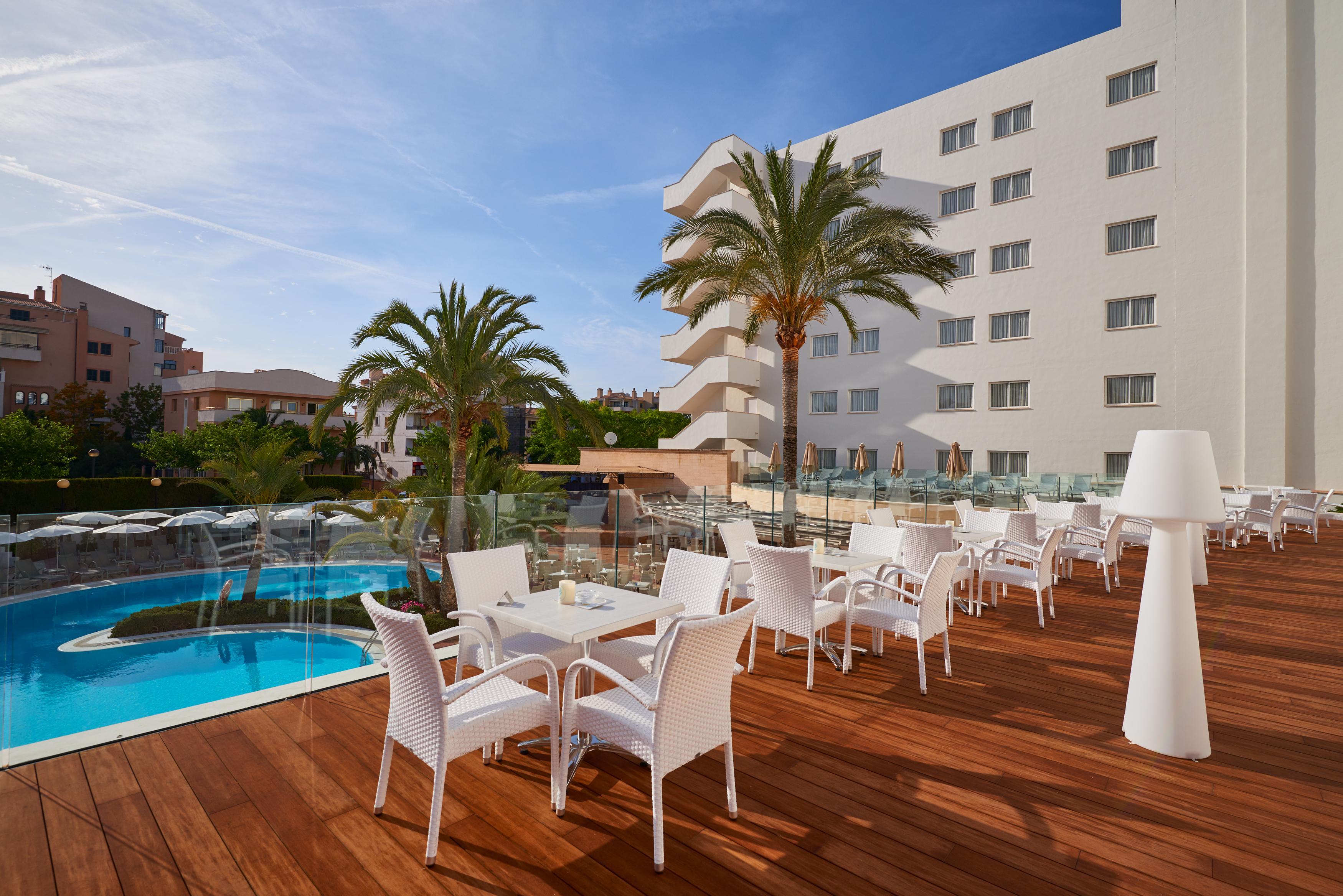 Hotel Girasol