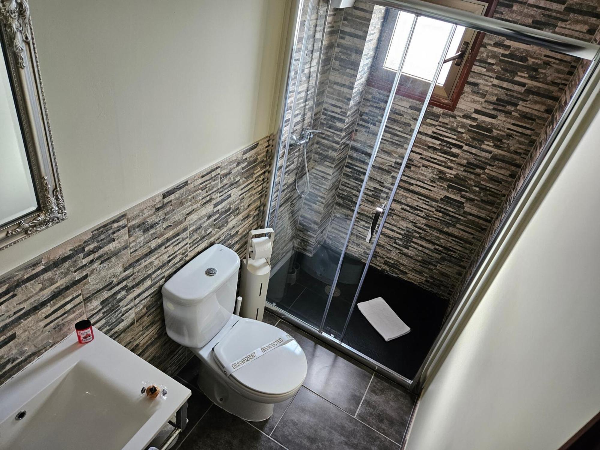 Guest house Seven