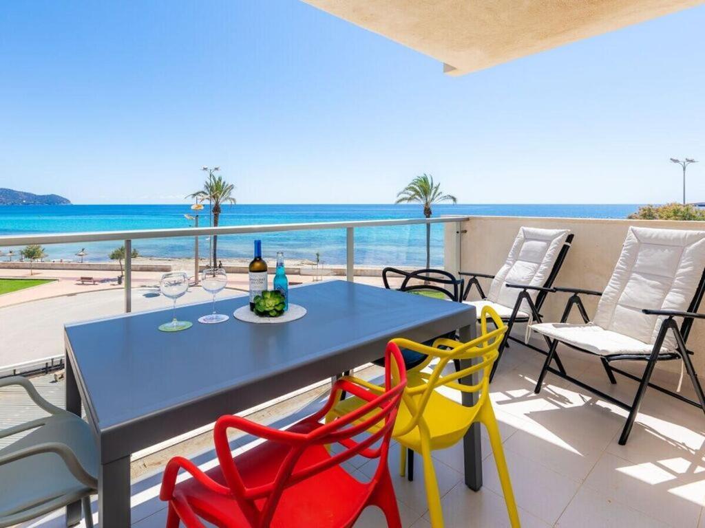 Beachside In Cala Millor *