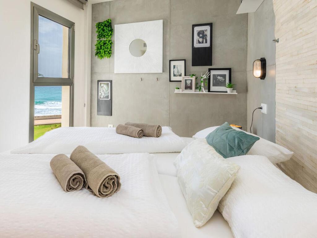 Beachside In Cala Millor