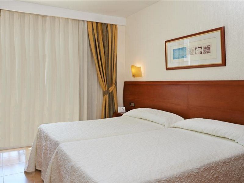 Hipotels Dunas Aparthotel 4*