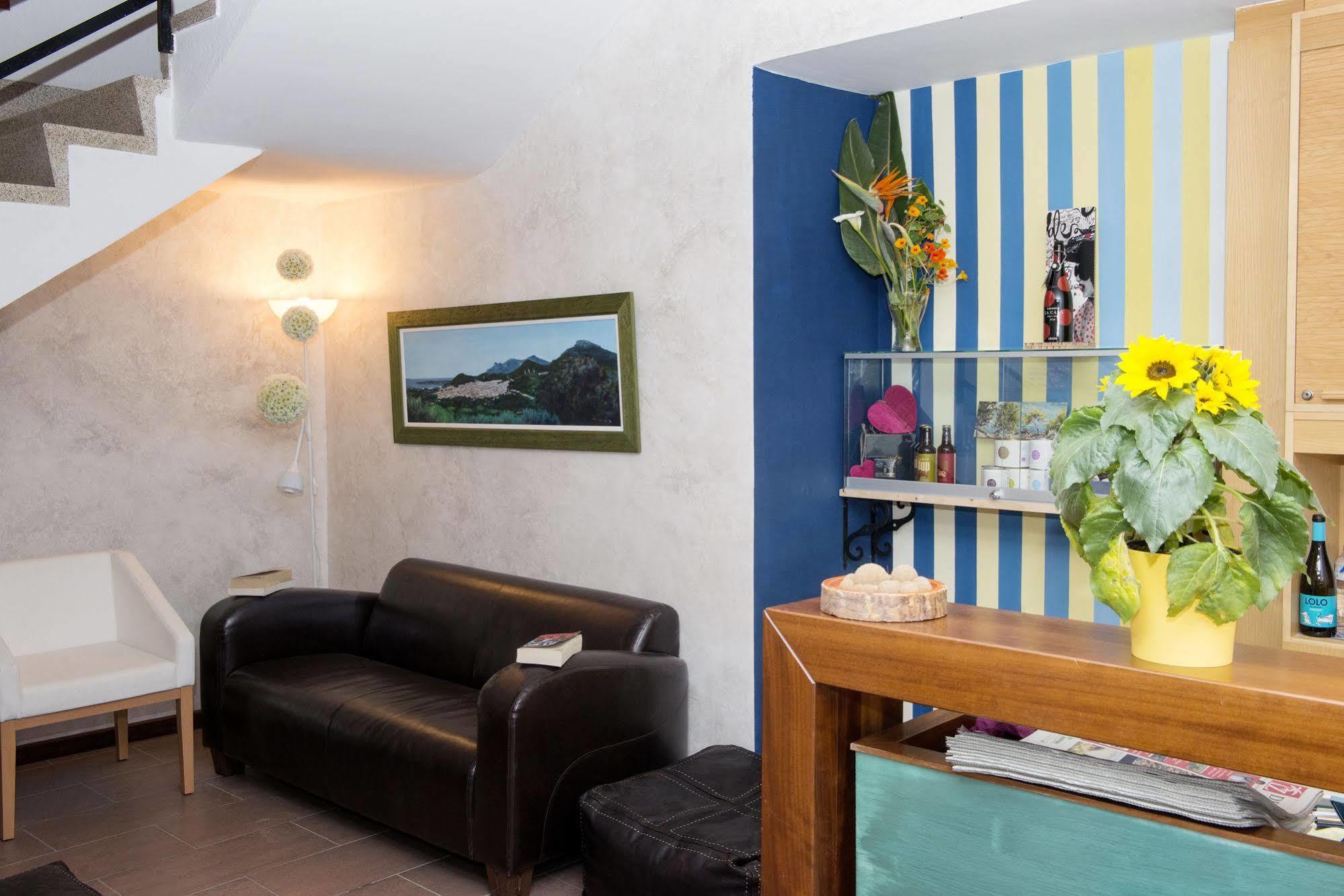 Miel Hotel