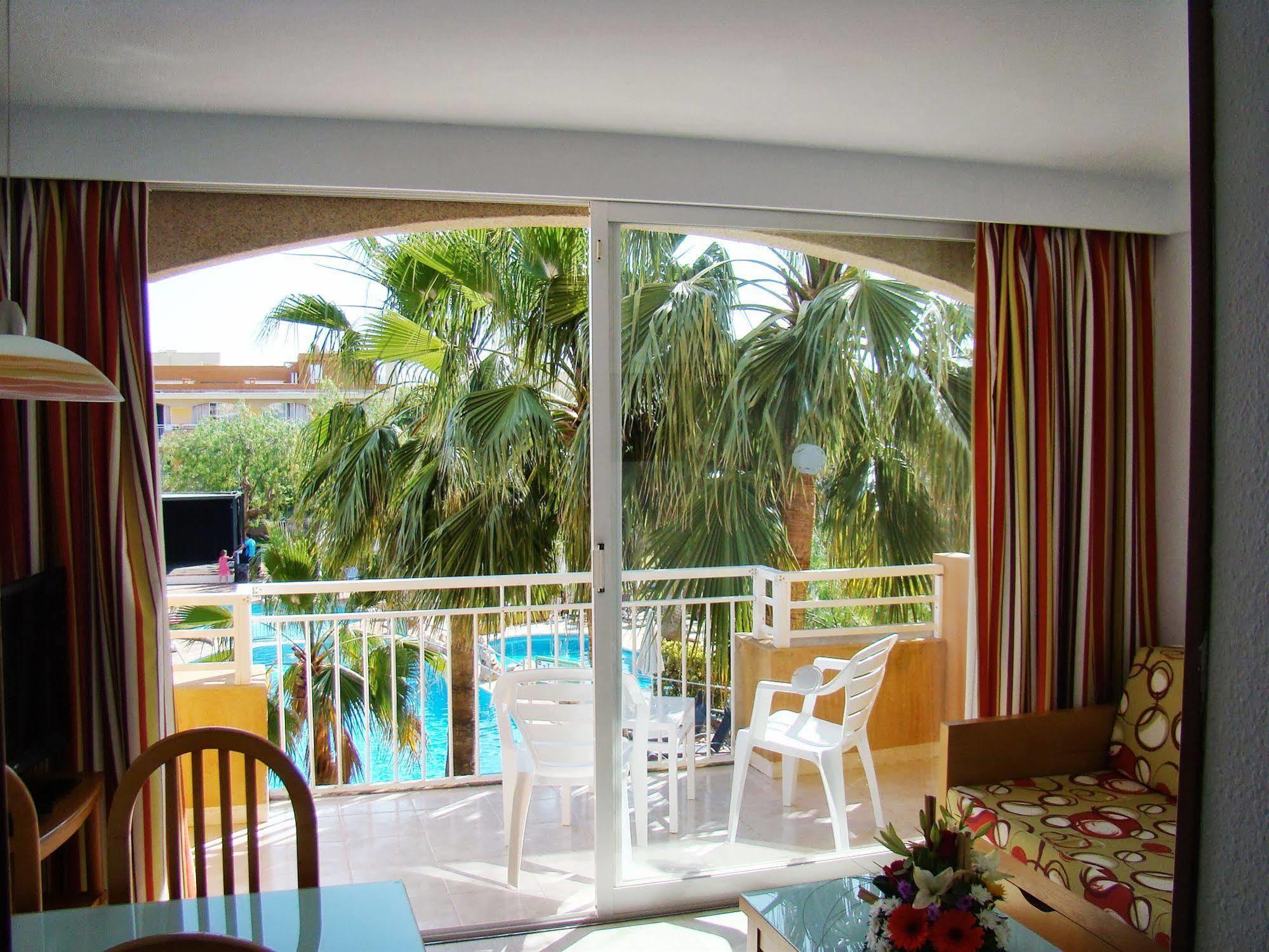 Club Simó Apartahotel