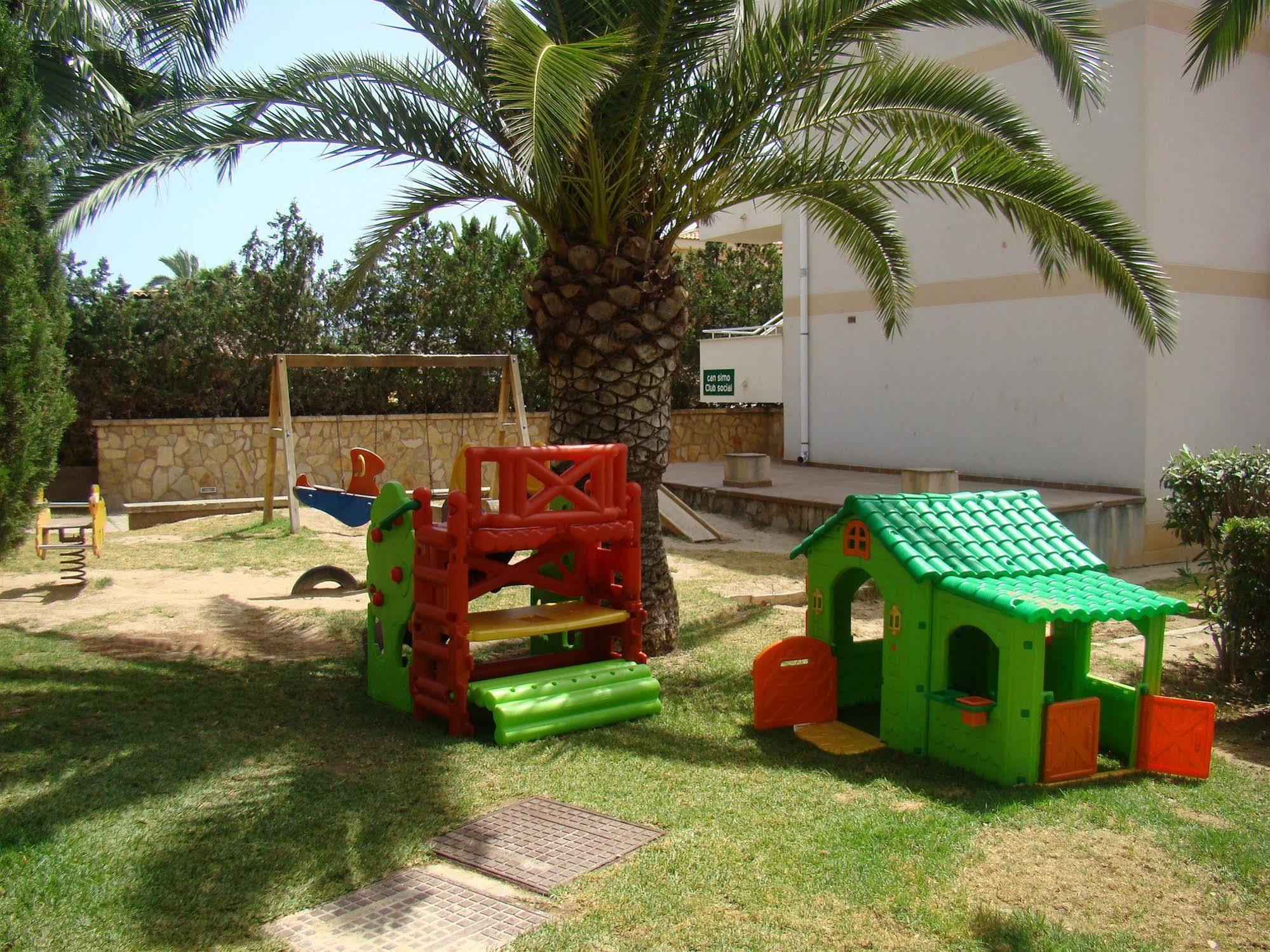 Club Simó Apartahotel