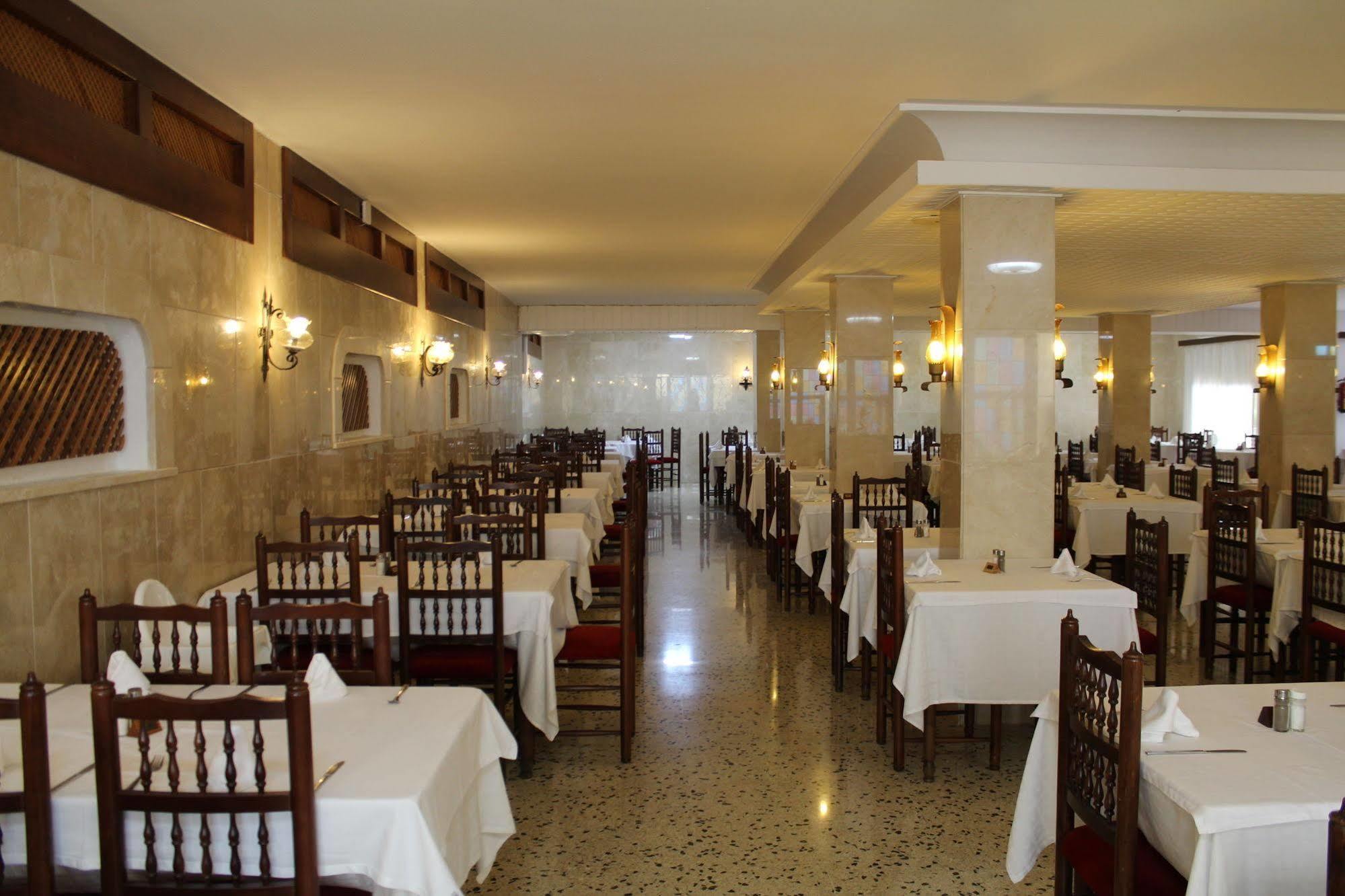 Veronica Hotel