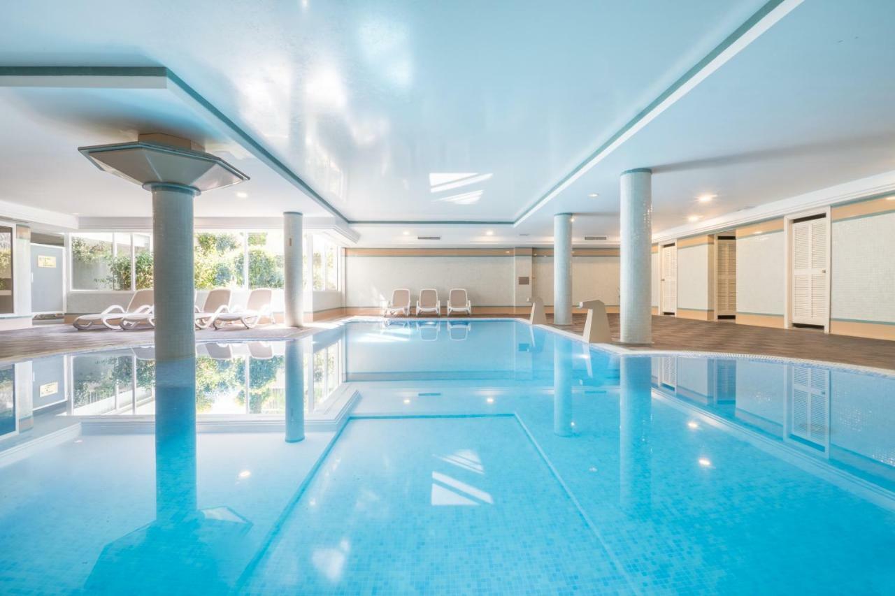 Tropicana Hotel 4*