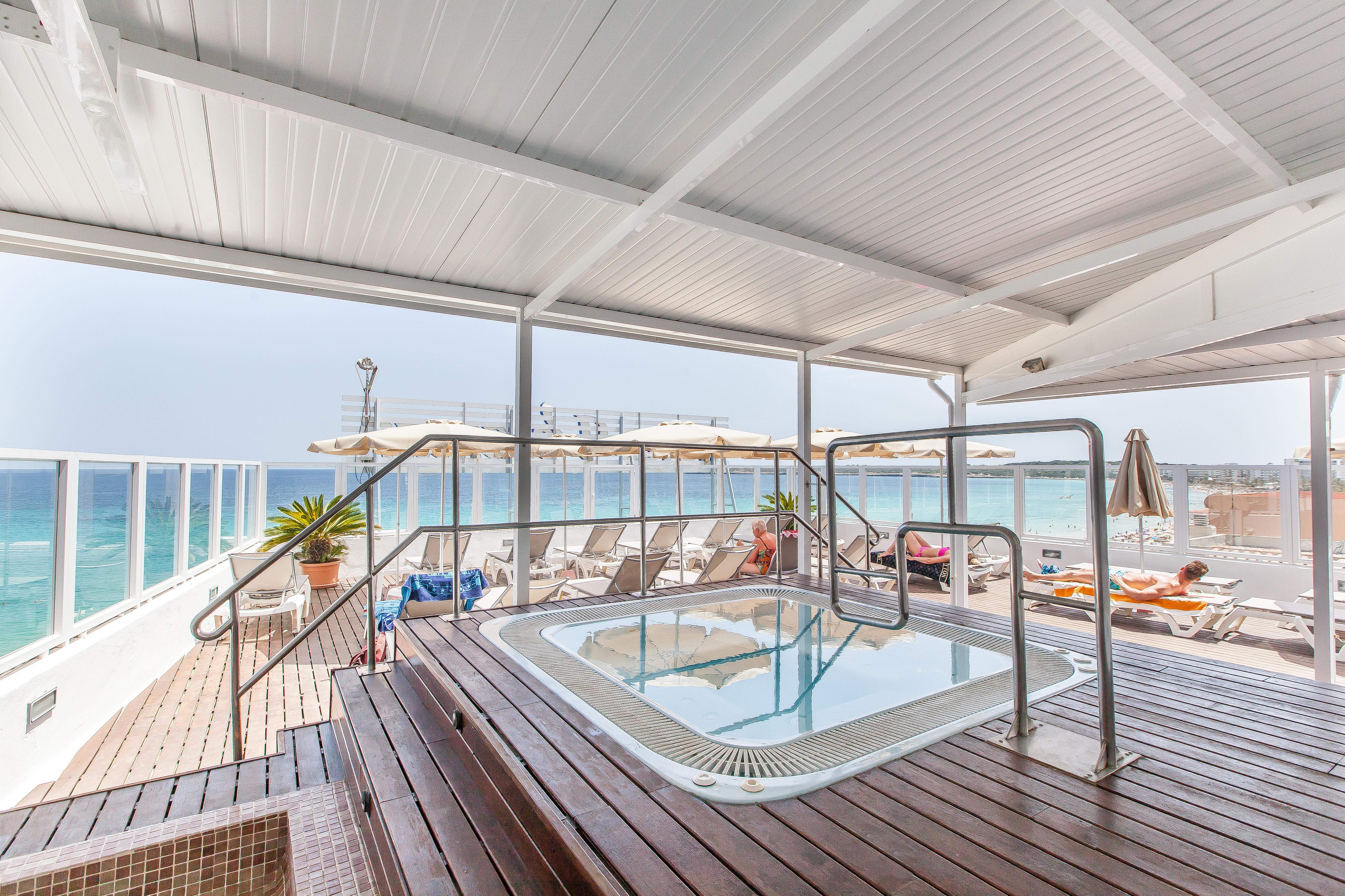 Voramar Hotel 3*