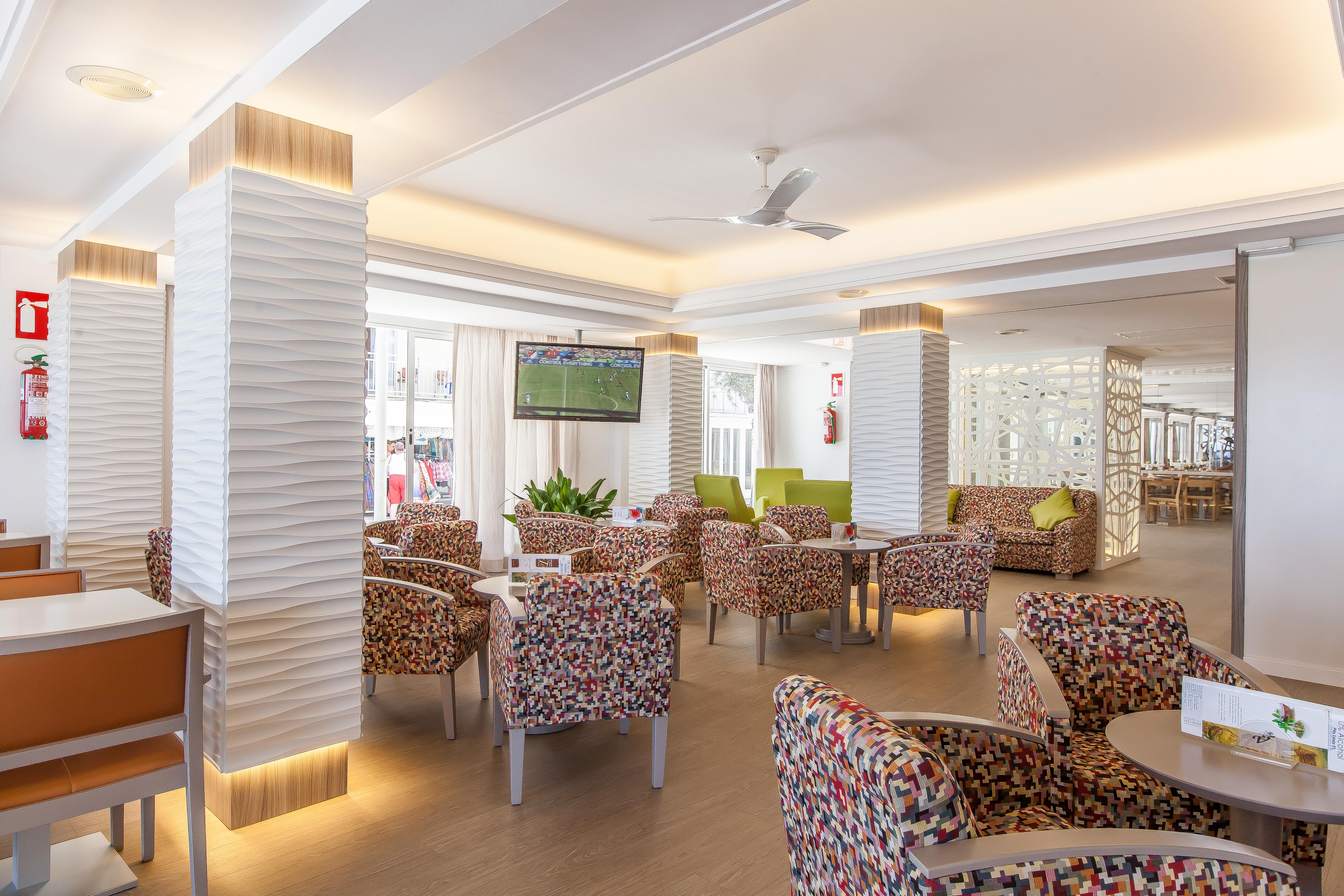 Voramar Hotel 3*