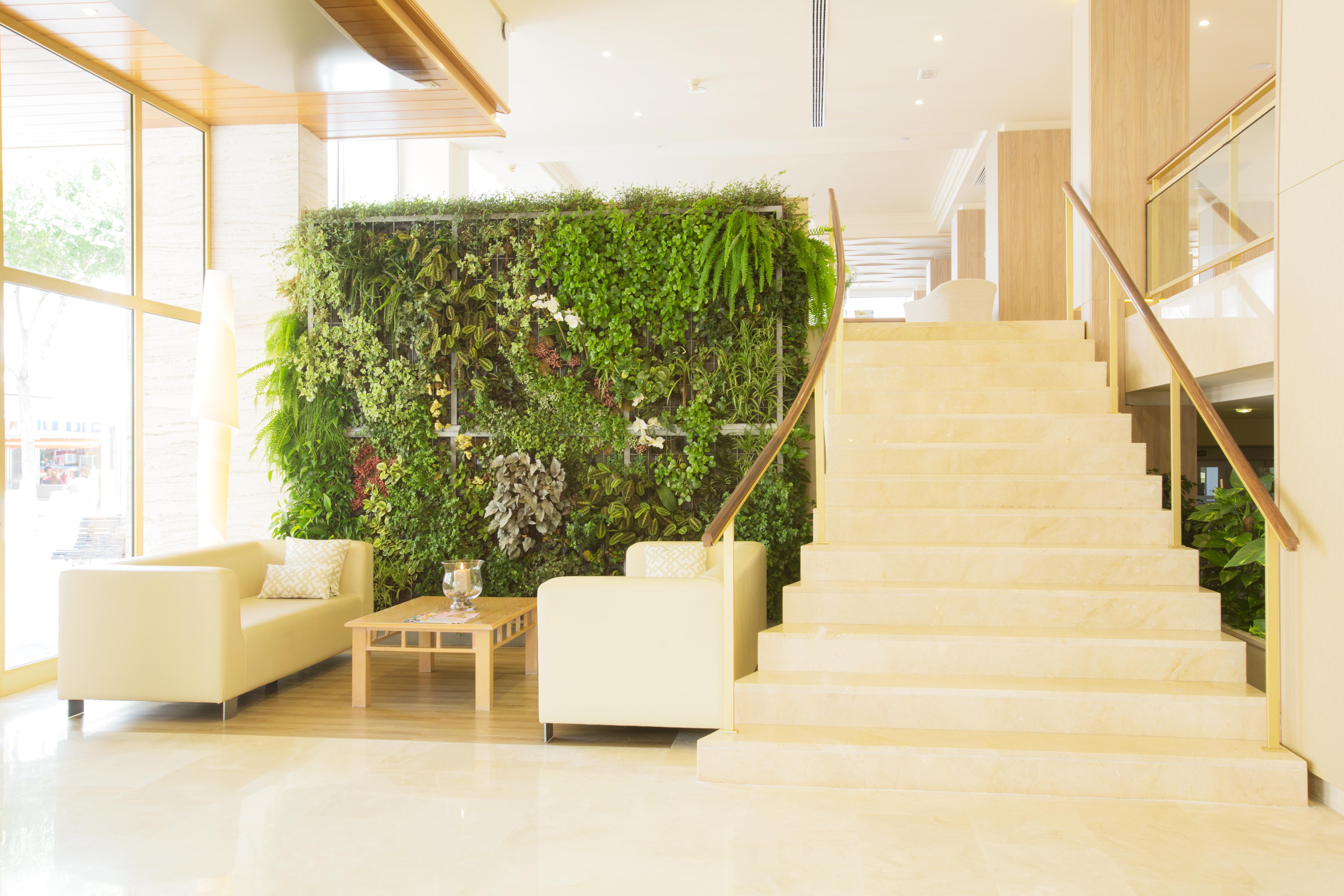 Hotel Sabina And