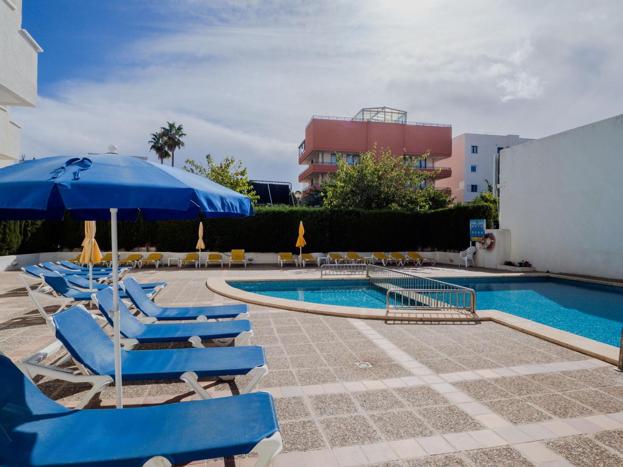 Aparthotel La Santa Maria 3*