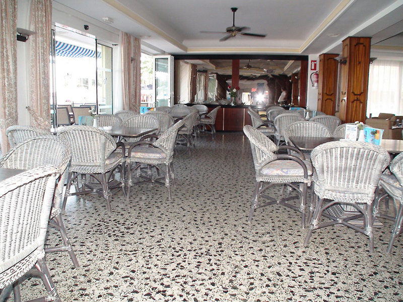 Voramar Hotel 3*